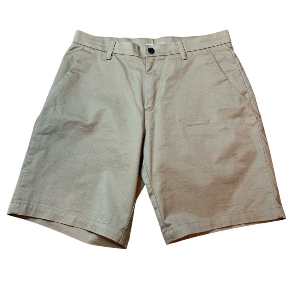 Banana Republic Men's Classic Chino Shorts Khaki Tan Size 32